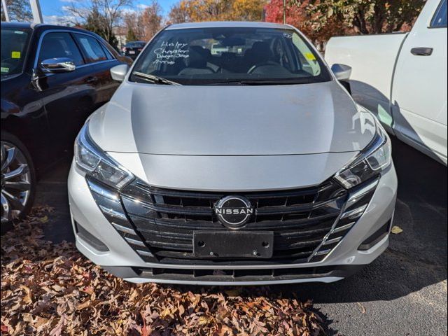 2023 Nissan Versa SV