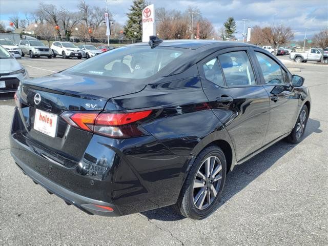 2023 Nissan Versa SV