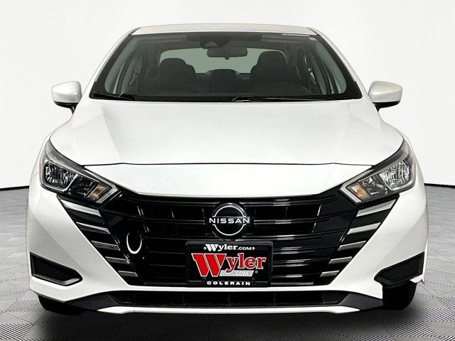 2023 Nissan Versa SV