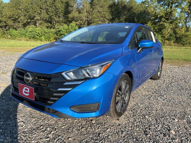 2023 Nissan Versa SV