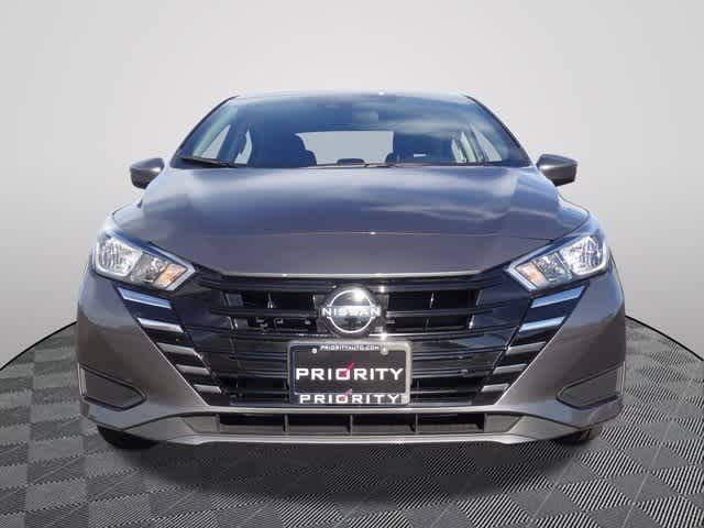 2023 Nissan Versa SV