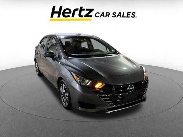 2023 Nissan Versa SV