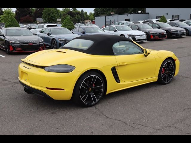 2023 Porsche 718 Boxster S