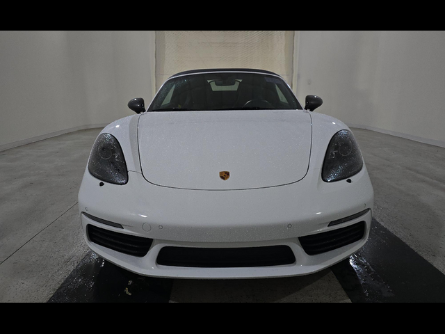 2023 Porsche 718 Boxster T