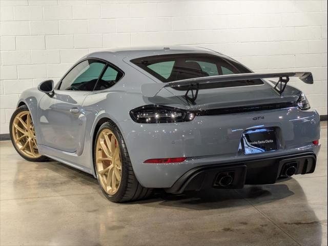 2023 Porsche 718 Cayman GT4