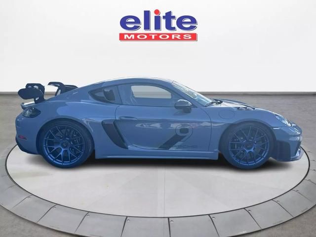 2023 Porsche 718 Cayman GT4 RS