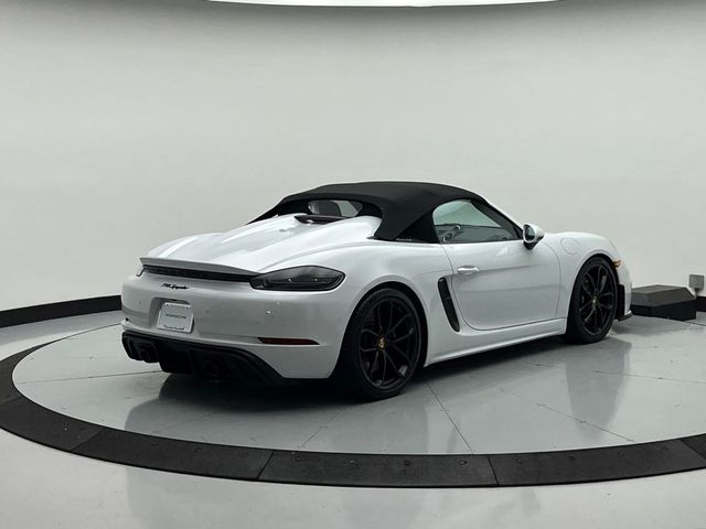 2023 Porsche 718 Spyder Base