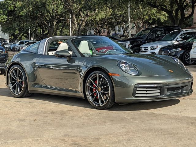 2023 Porsche 911 4S