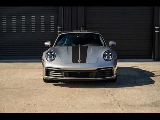 2023 Porsche 911 Carrera