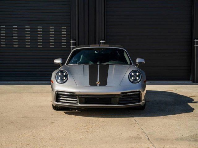 2023 Porsche 911 Carrera