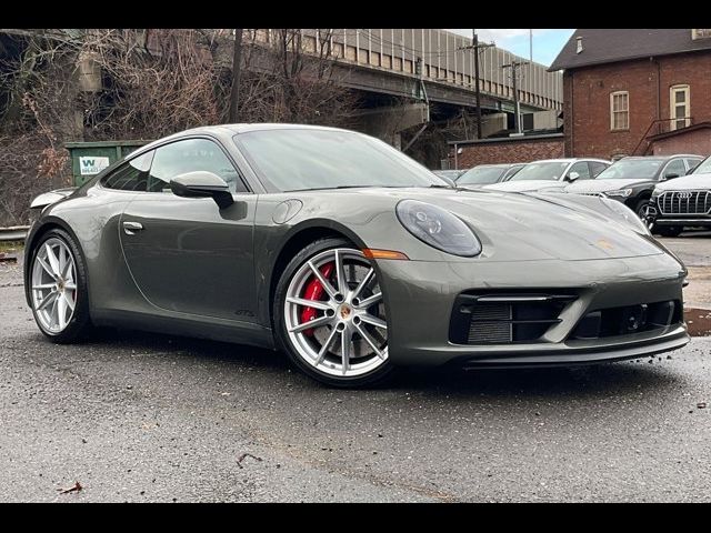 2023 Porsche 911 Carrera 4 GTS