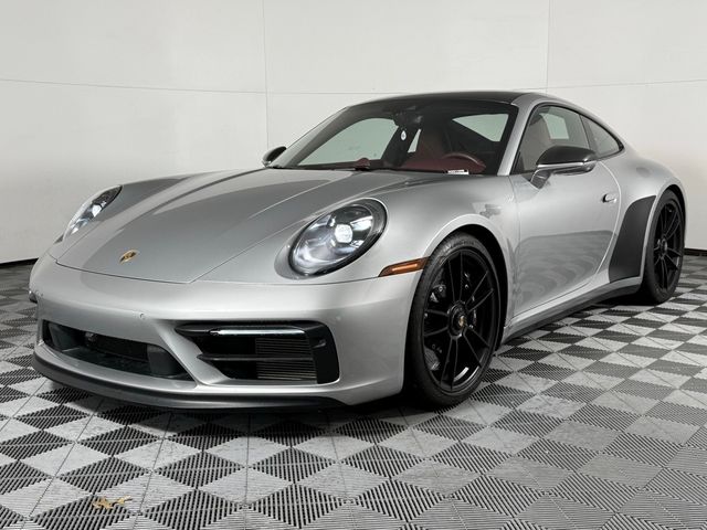 2023 Porsche 911 Carrera GTS