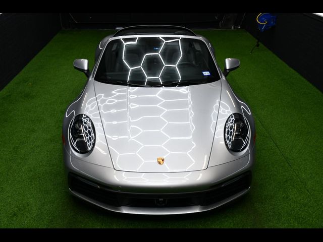 2023 Porsche 911 Carrera