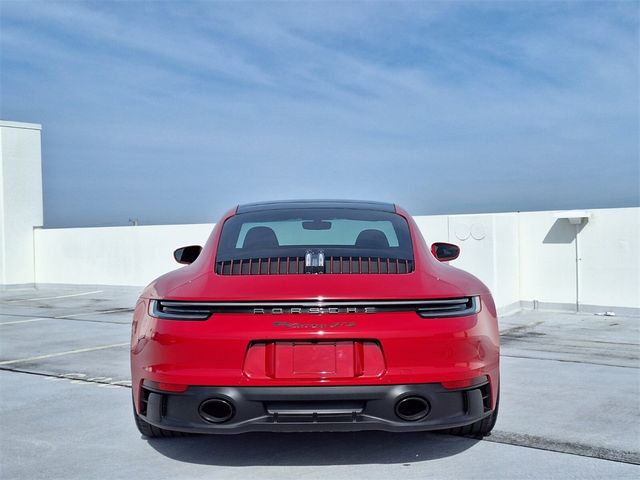 2023 Porsche 911 Carrera GTS