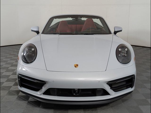 2023 Porsche 911 Carrera GTS