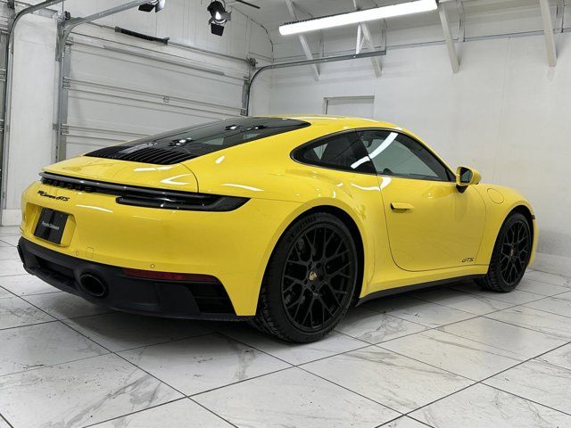 2023 Porsche 911 Carrera GTS