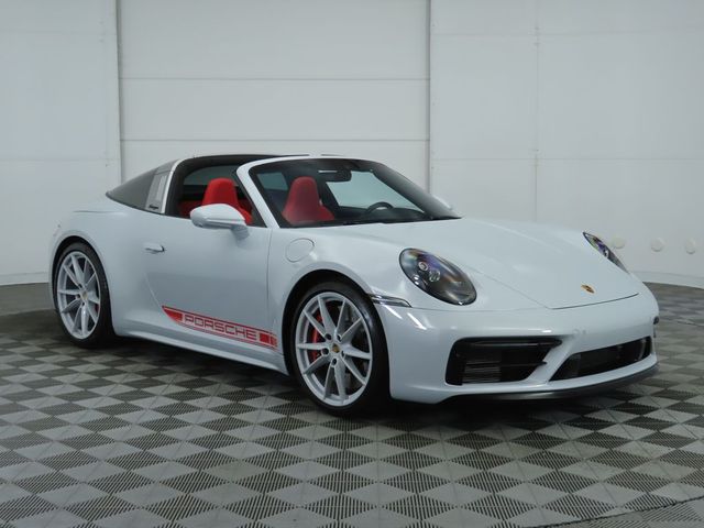 2023 Porsche 911 4S