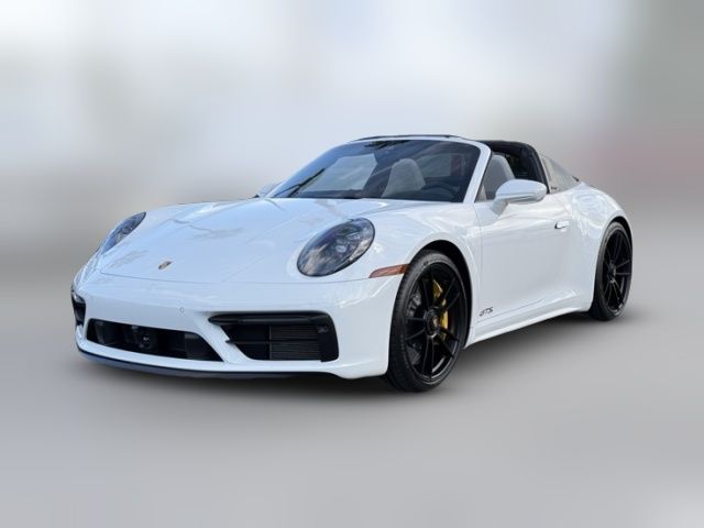 2023 Porsche 911 4 GTS