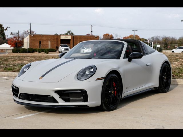 2023 Porsche 911 4 GTS