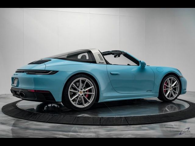 2023 Porsche 911 4 GTS