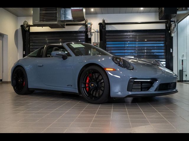 2023 Porsche 911 4 GTS