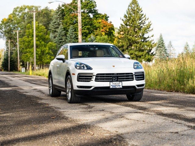 2023 Porsche Cayenne Base