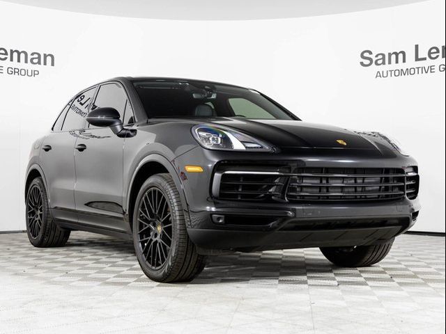 2023 Porsche Cayenne Base