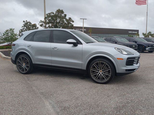 2023 Porsche Cayenne Base