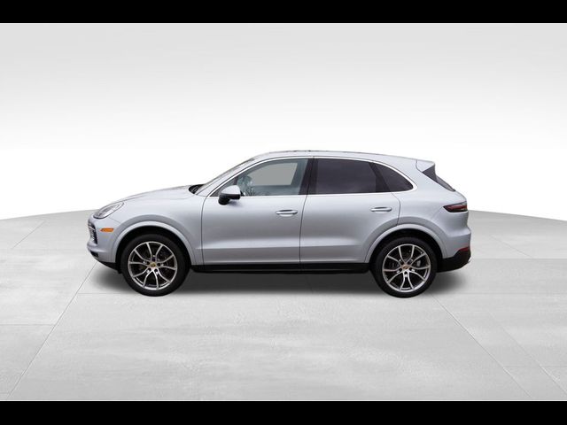 2023 Porsche Cayenne Base