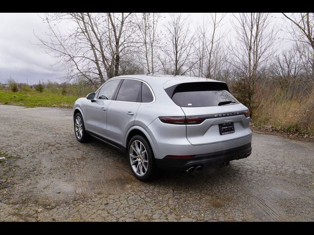 2023 Porsche Cayenne Base