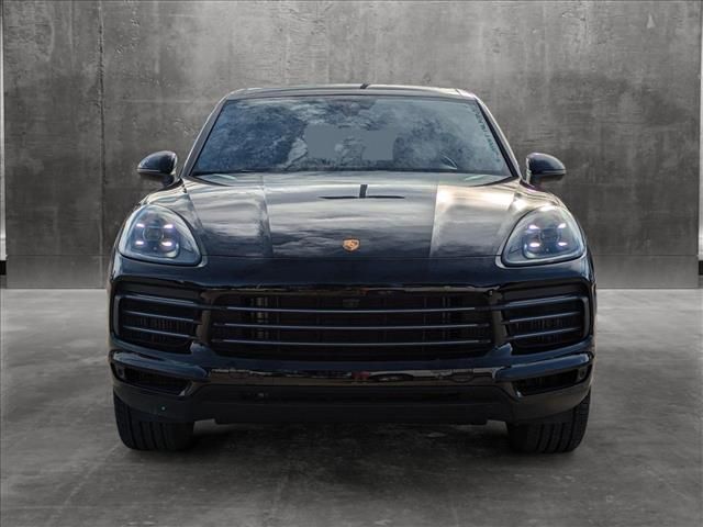 2023 Porsche Cayenne Base