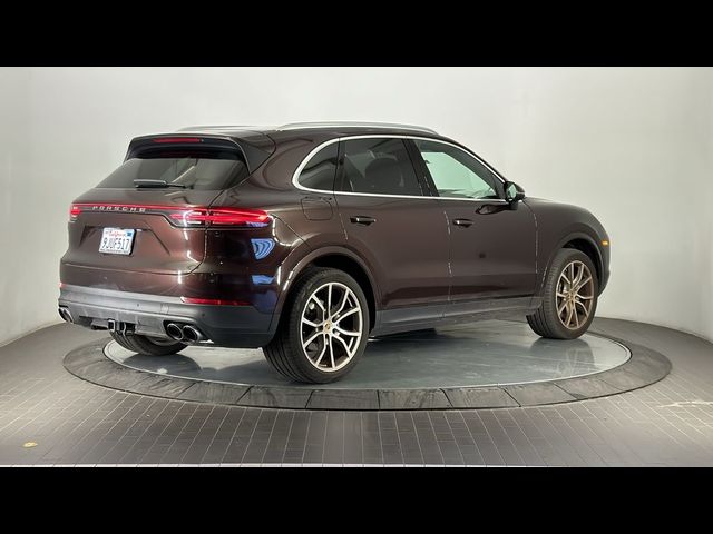 2023 Porsche Cayenne Base