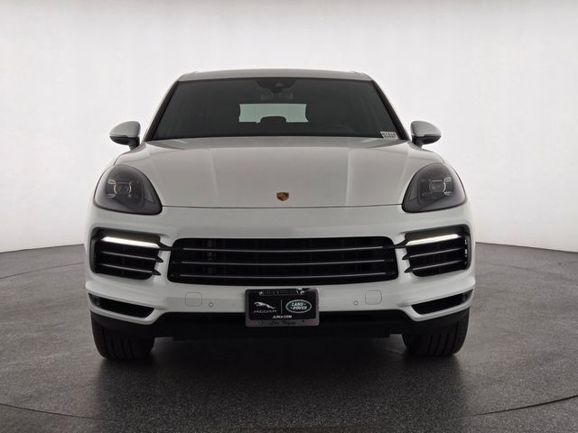 2023 Porsche Cayenne Base