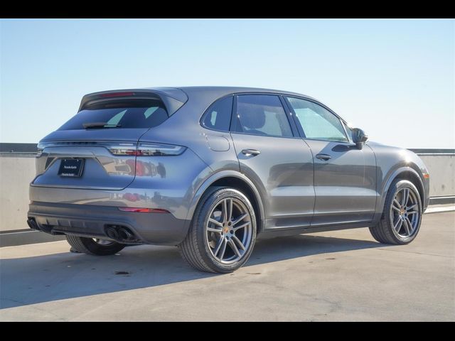 2023 Porsche Cayenne Base