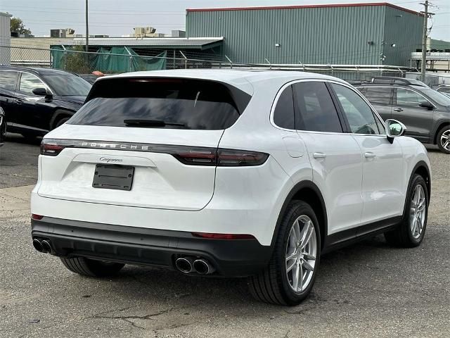 2023 Porsche Cayenne Base