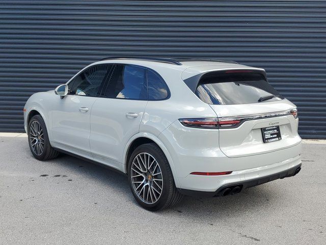 2023 Porsche Cayenne Platinum Edition