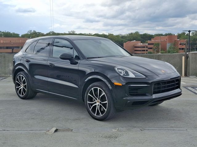 2023 Porsche Cayenne Base