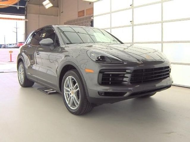 2023 Porsche Cayenne Base