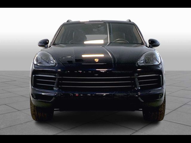 2023 Porsche Cayenne Base