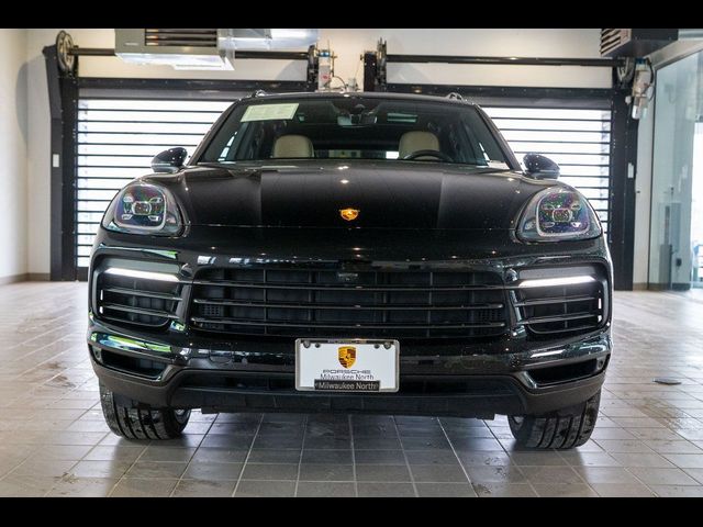 2023 Porsche Cayenne Base