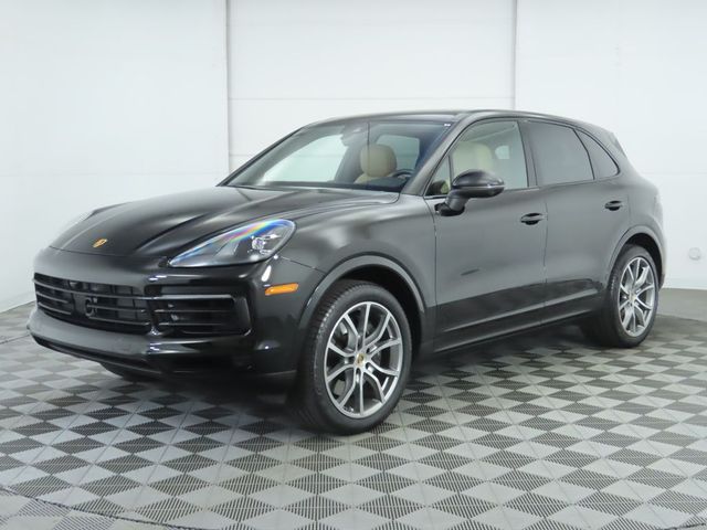 2023 Porsche Cayenne Base