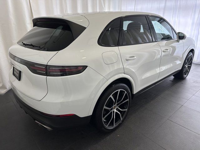 2023 Porsche Cayenne Base