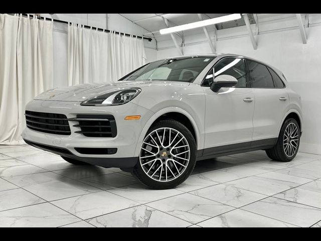 2023 Porsche Cayenne 