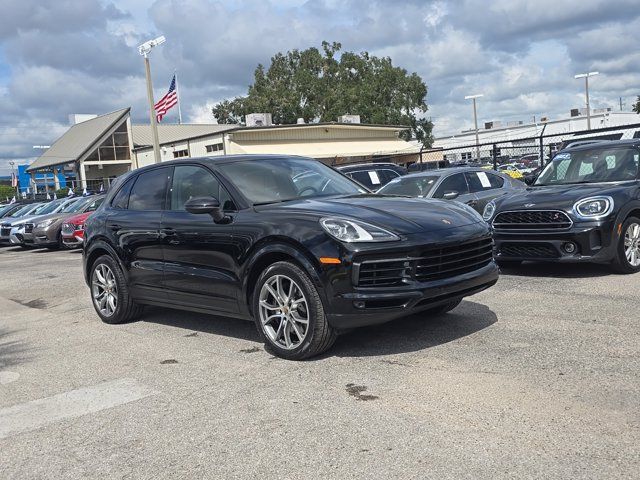 2023 Porsche Cayenne 