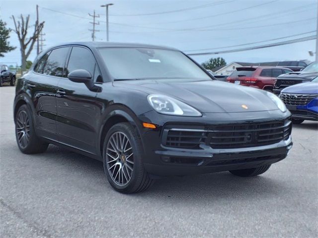 2023 Porsche Cayenne Platinum Edition