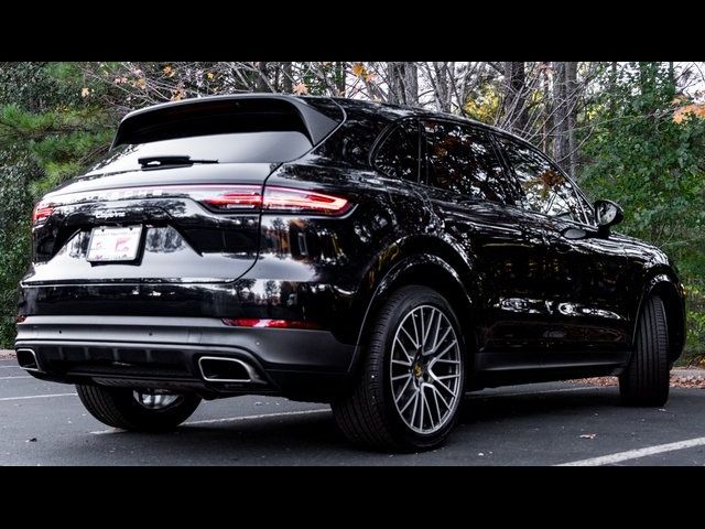 2023 Porsche Cayenne Base