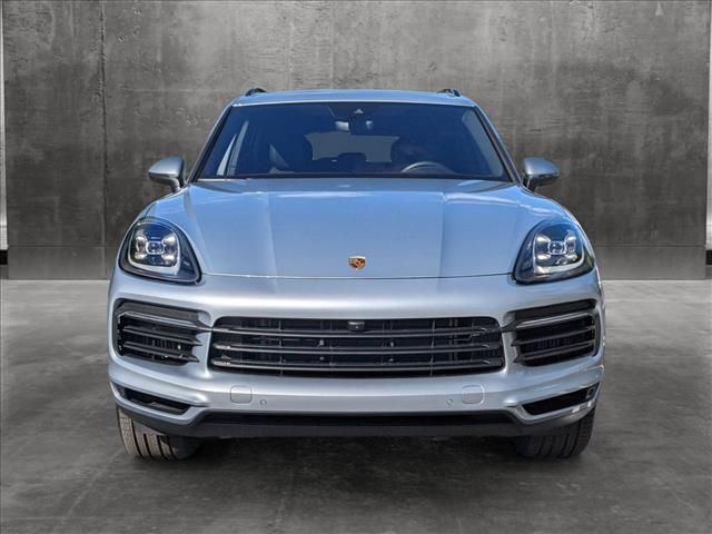 2023 Porsche Cayenne Base