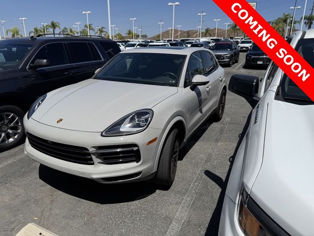 2023 Porsche Cayenne Platinum Edition