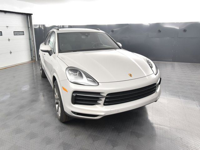 2023 Porsche Cayenne Base