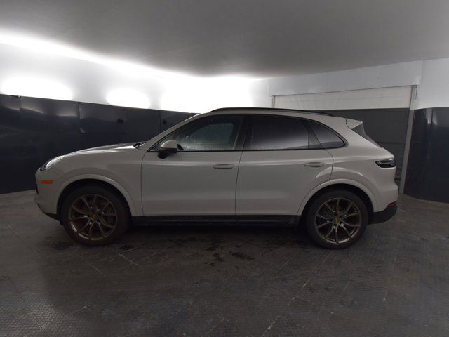2023 Porsche Cayenne Base